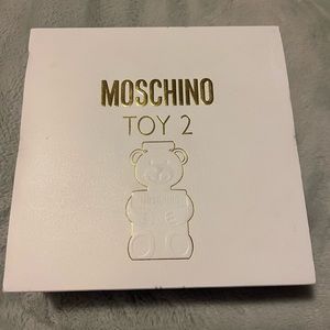Moschino Toy 2 set of spray and lotion